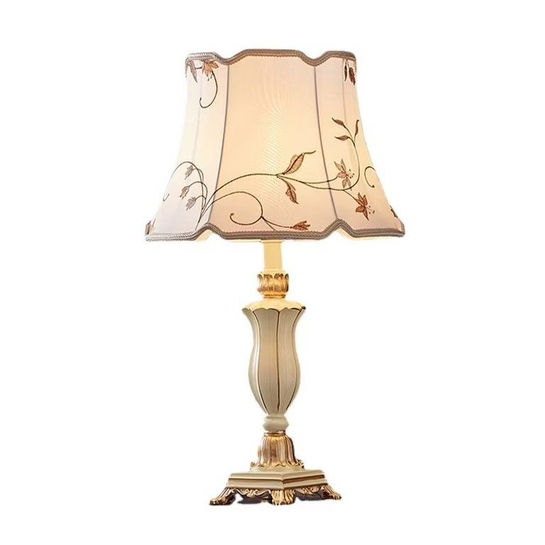 Belle table lamp